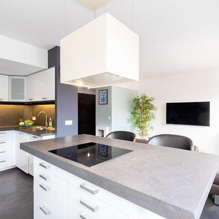 Hypercentre: Apartment Near Station With Parking Lille Extérieur photo